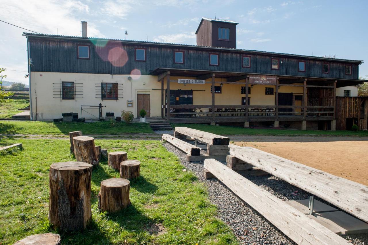 Dřevák U Élišky Hotel Cisovice Exterior foto